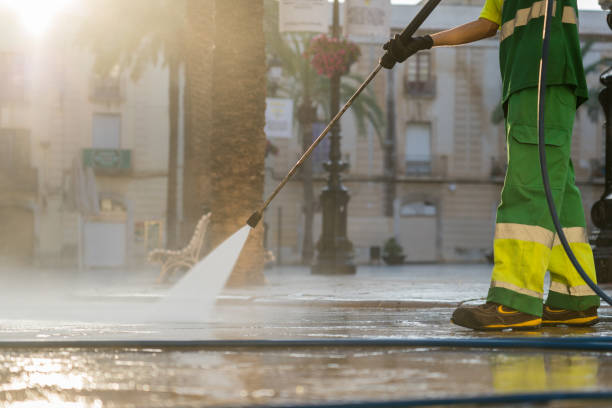 Best Pressure Washing Siding  in Shasta Lake, CA